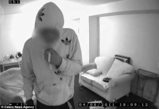 Illustration for article titled Fully-Furnished Fake Houses in UK Run Solely to Trap Burglars